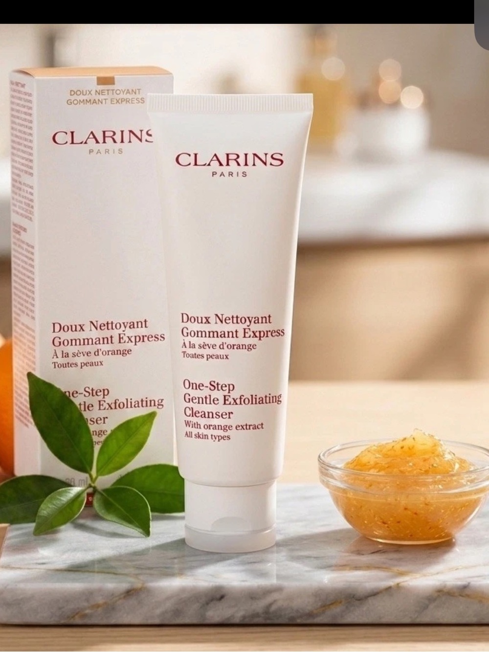 Clarins One-Step Gentle Exfoliating Cleanser - White & Orange 125ml